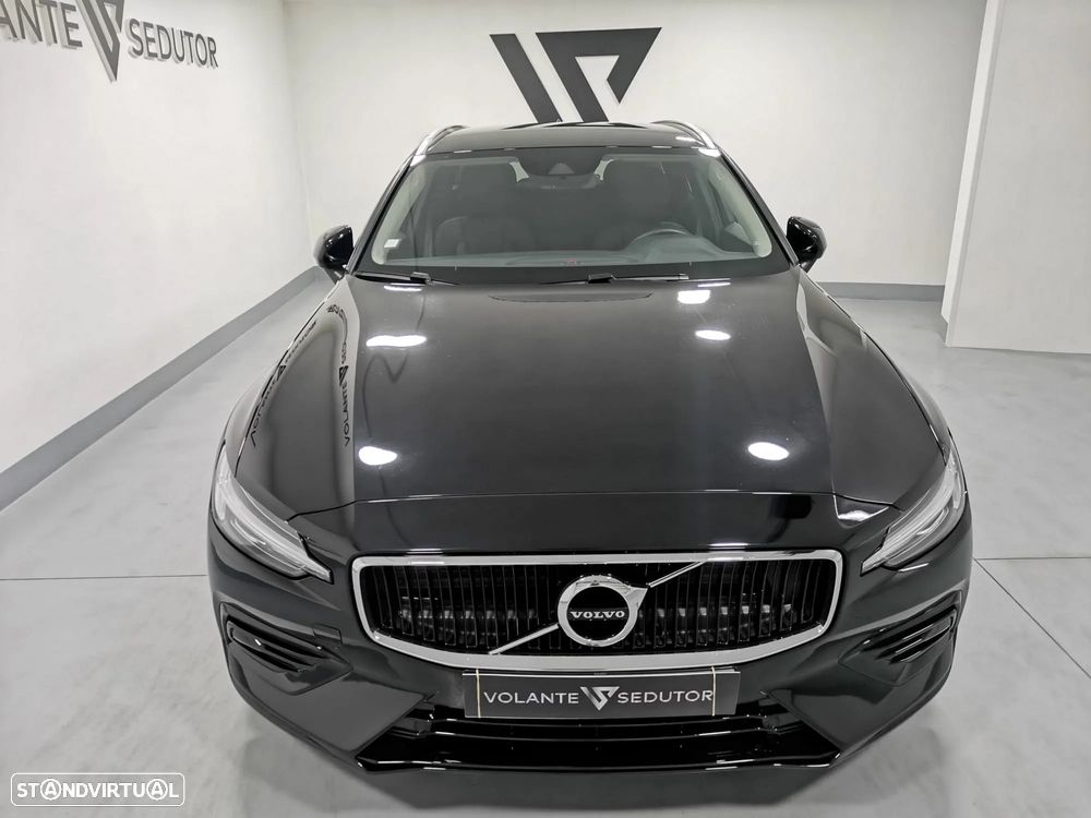 Volvo V60 2.0 B4 Plus Dark Auto - 7