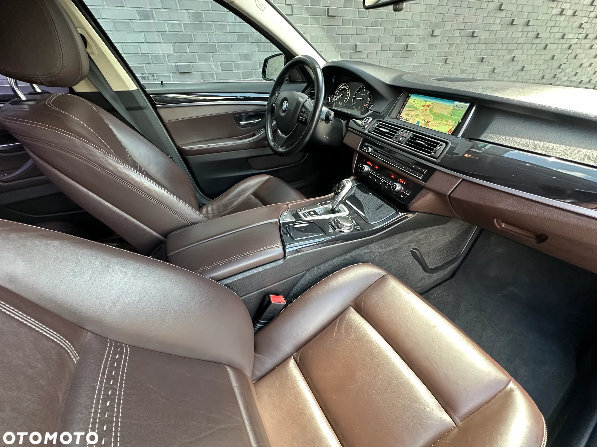 BMW Seria 5 520d Luxury Line - 6