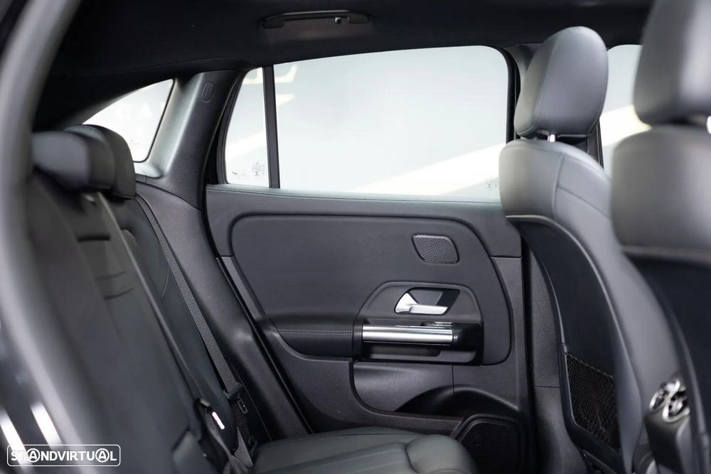 Mercedes-Benz GLA 250 e 8G-DCT Progressive - 17