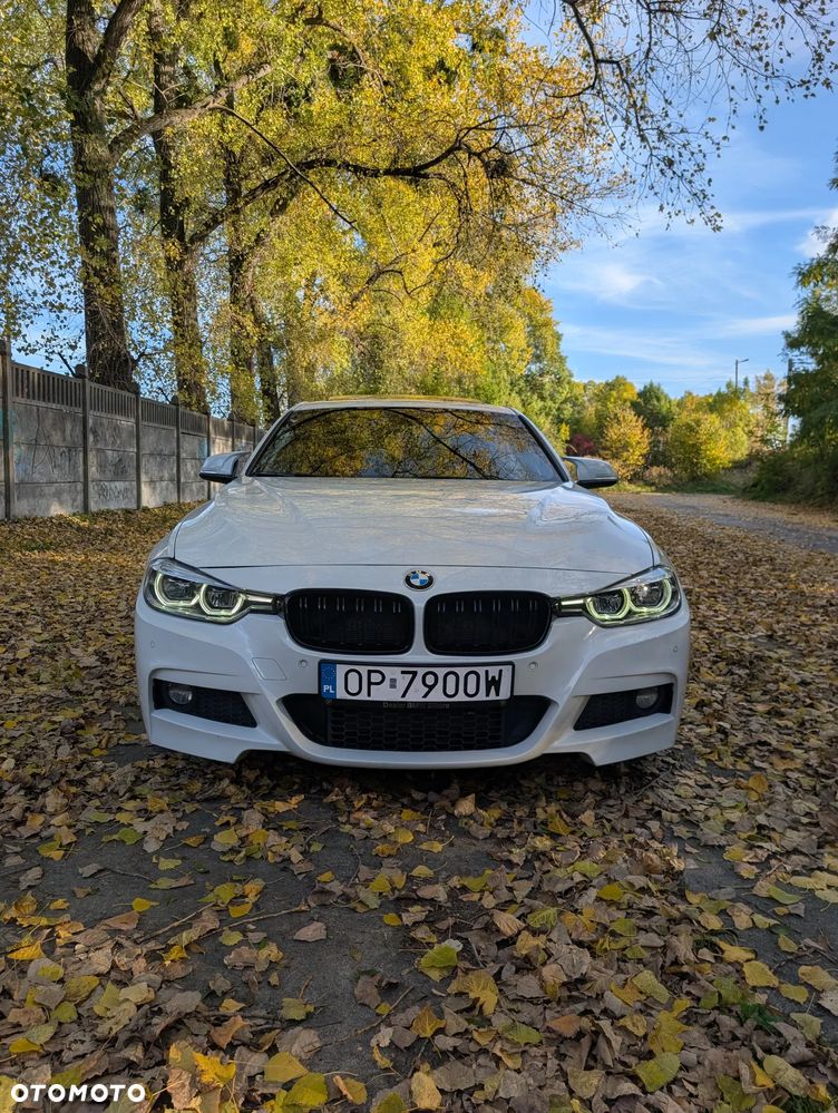 BMW Seria 3 330i xDrive M Sport Shadow - 2