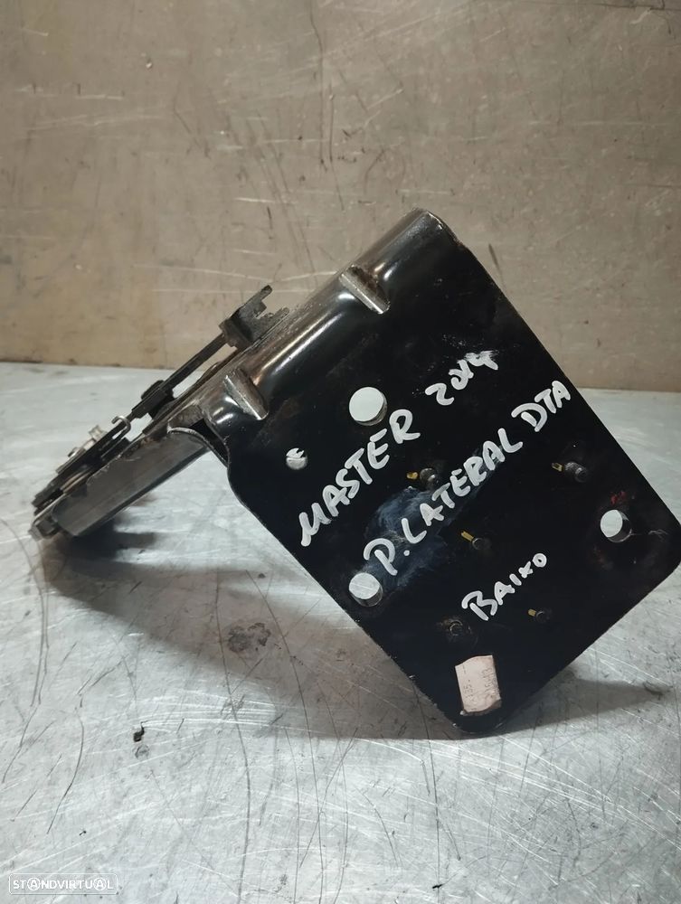 GUIA DA PORTA DE CORRER DIREITA RENAULT MASTER III - INFERIOR / SUPERIOR - 1