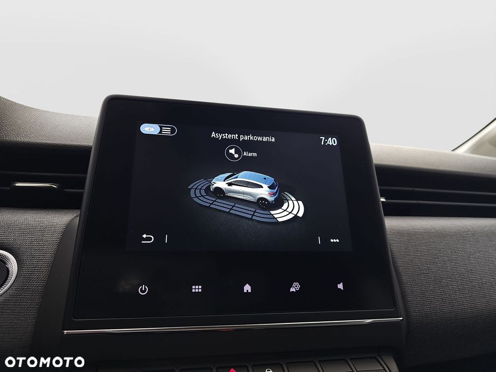 Renault Clio 1.0 TCe Evolution - 22