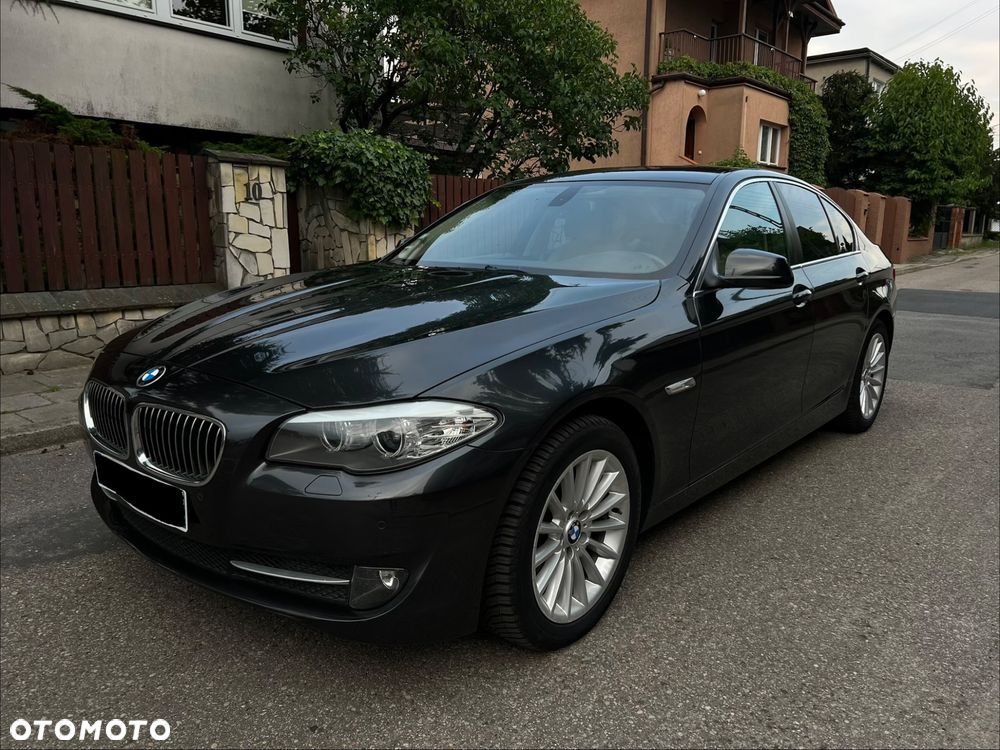 BMW Seria 5 520d Luxury Line - 1
