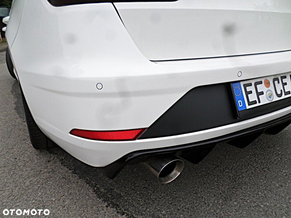 Seat Leon 2.0 TDI DPF Style - 11