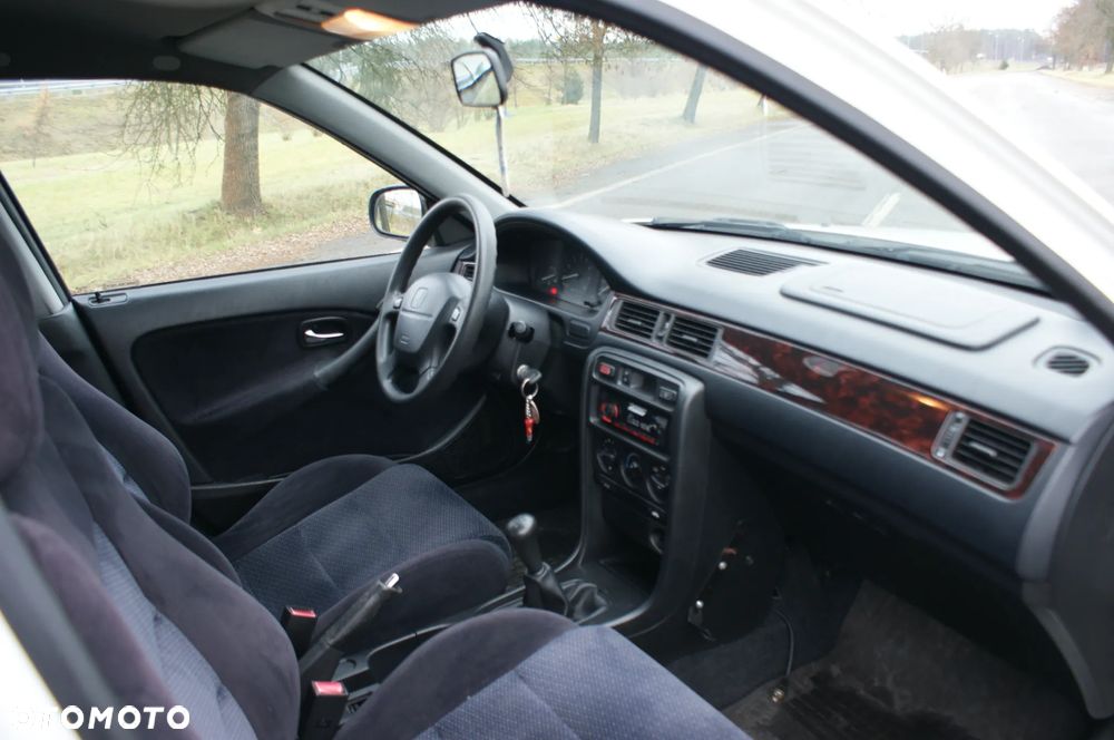 Honda Civic 1.4i S - 13