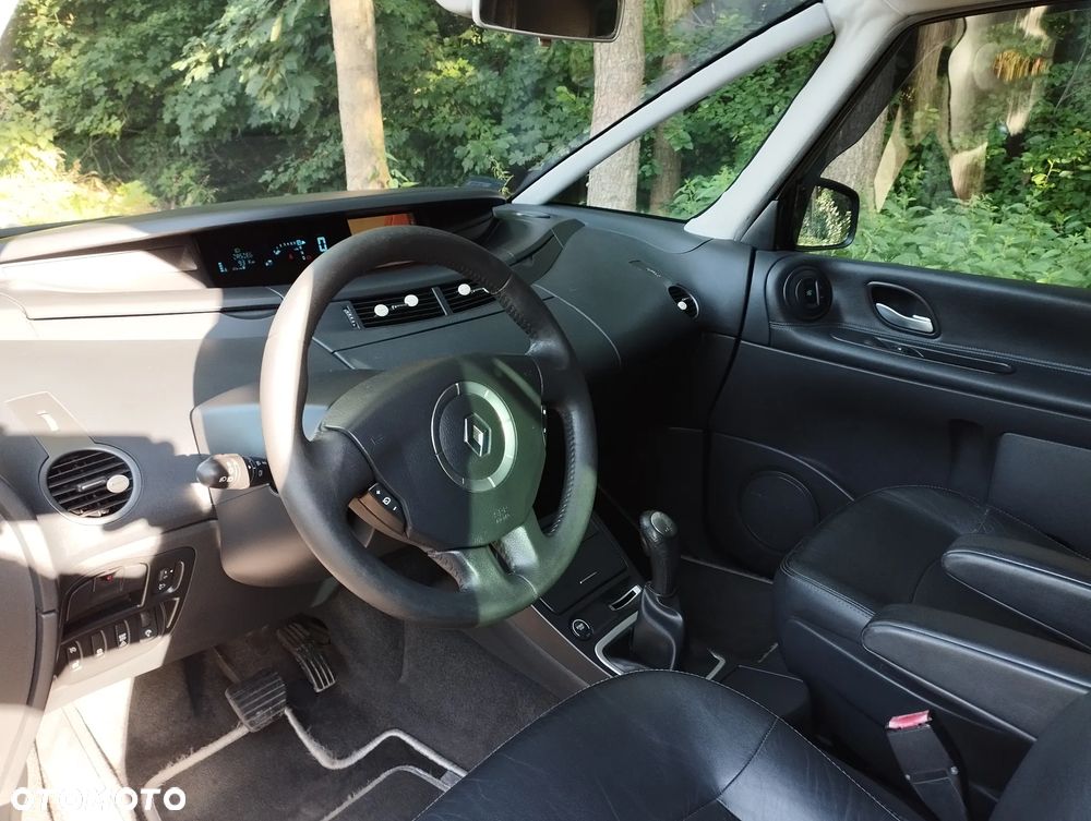 Renault Espace 2.0 dCi FAP Expression - 17