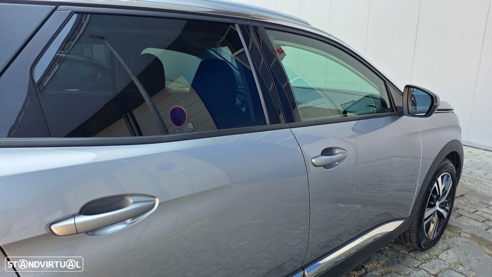 Peugeot 3008 1.5 BlueHDi Allure - 1