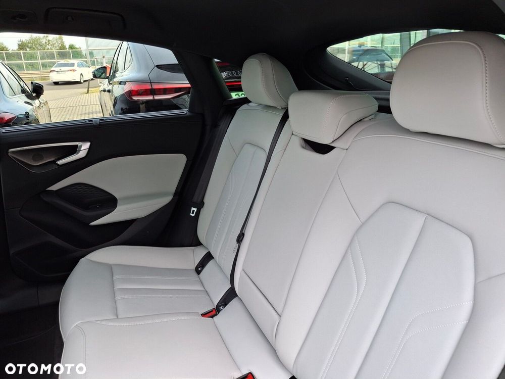 Audi A5 Limousine - 22