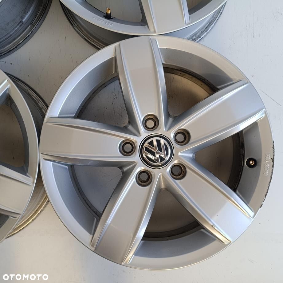 5x112 16 Vw Golf VII Touran Caddy Passat Eos 5G0071496A (F9540) - 3