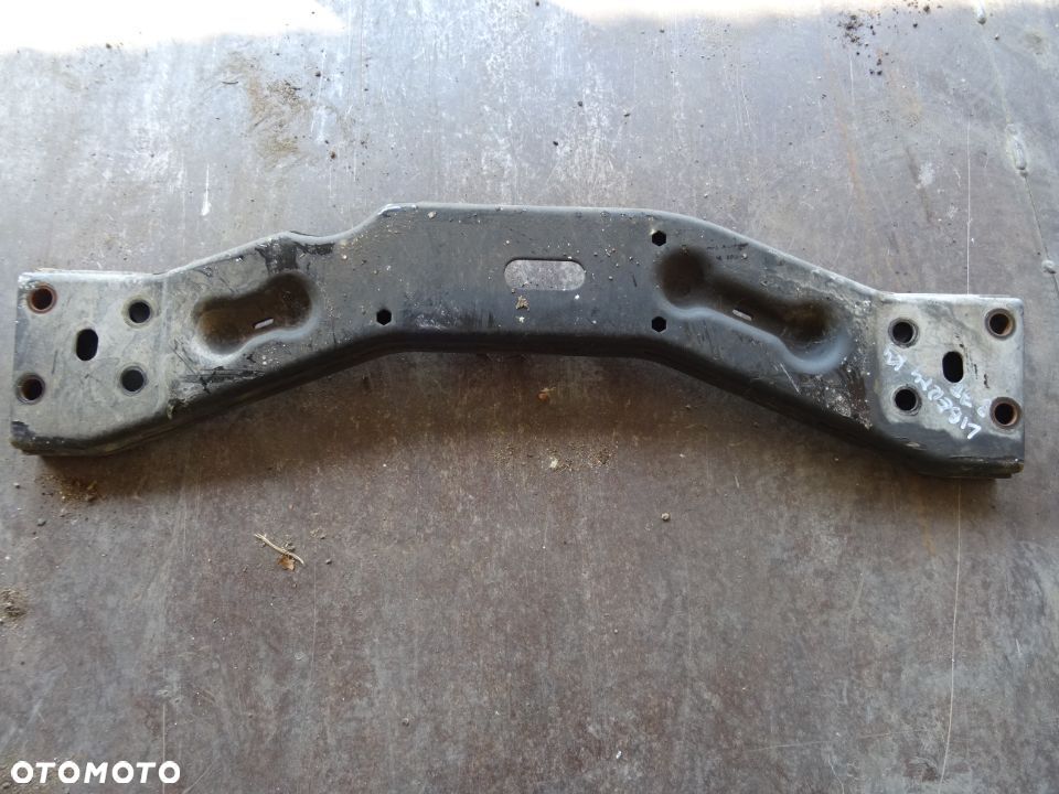 JEEP CHEROKEE KJ LIBERTY 01-05 3.7 ŁAPA PODPORA SKRZYNI - 4