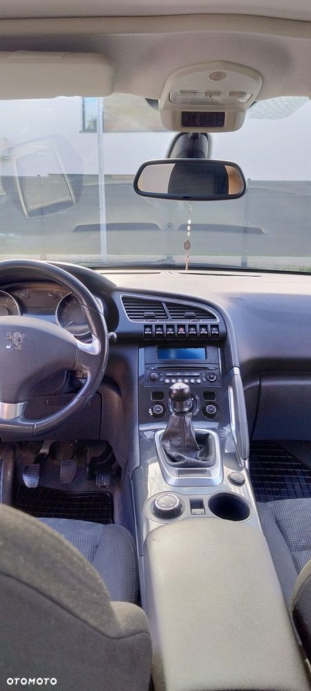 Peugeot 3008 1.6 Premium - 14