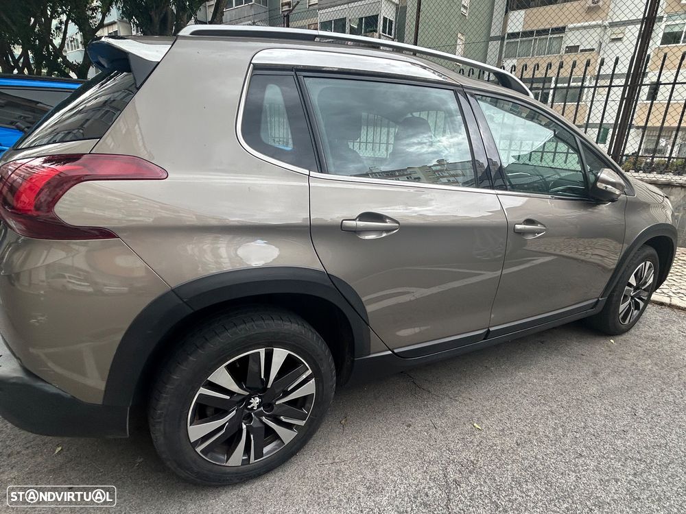 Peugeot 2008 1.6 BlueHDi Allure - 7