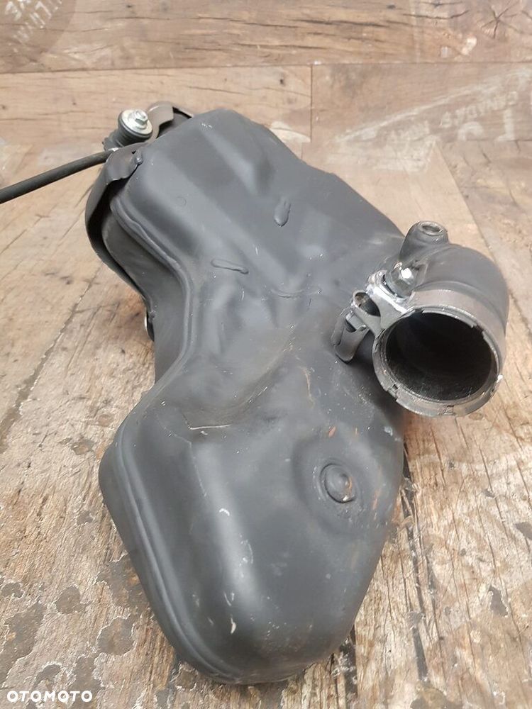 Tłumik osłona Honda CBR1000 RR Fireblade HM MFL E1 - 11