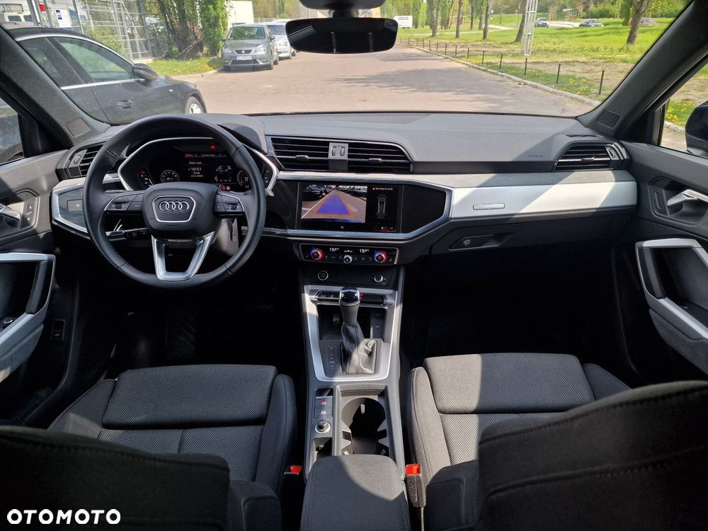 Audi Q3 Sportback - 18