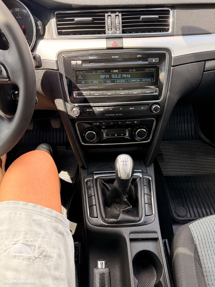 Skoda Superb Break 1.9 TDi Elegance - 33