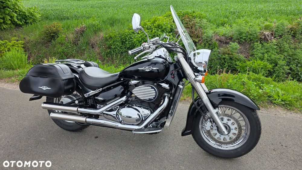 Suzuki Intruder - 2