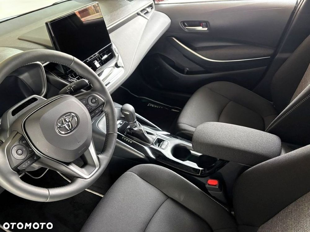 Toyota Corolla - 9
