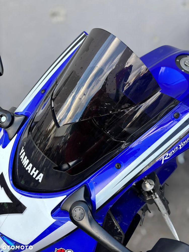 Yamaha YZF - 19
