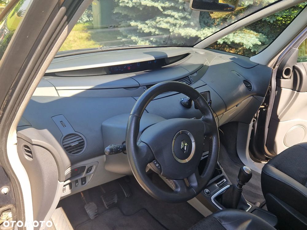 Renault Espace 2.0 Dynamique - 22