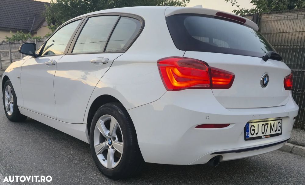 BMW Seria 1 120i - 3