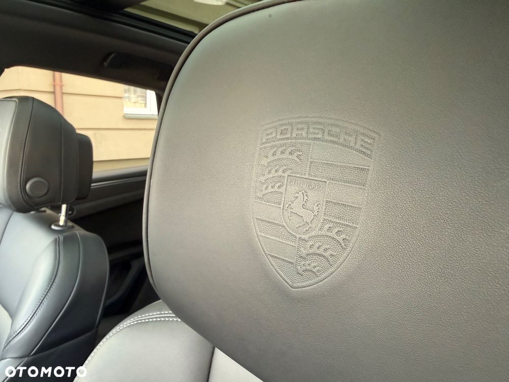 Porsche Macan T - 17