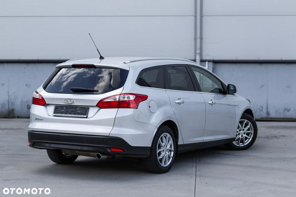 Ford Focus - 12