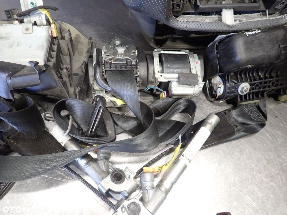 DESKA ROZDZIELCZA PODUSZKI PASY MODUŁ FIAT PUNTO EVO 1.3MJET 617492900   51897787     34056656   3407281 - 19