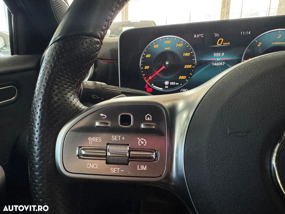 Mercedes-Benz A 180 d Sedan 7G-DCT AMG Line - 24