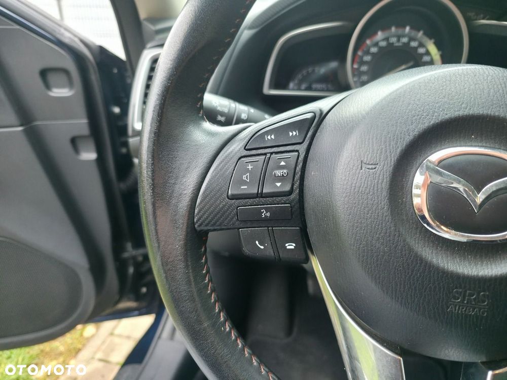 Mazda 3 - 25