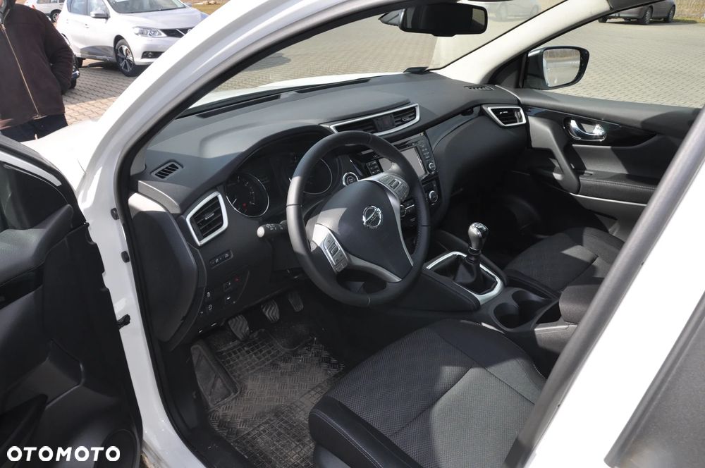 Nissan Qashqai 1.6 DIG-T N-Tec - 8