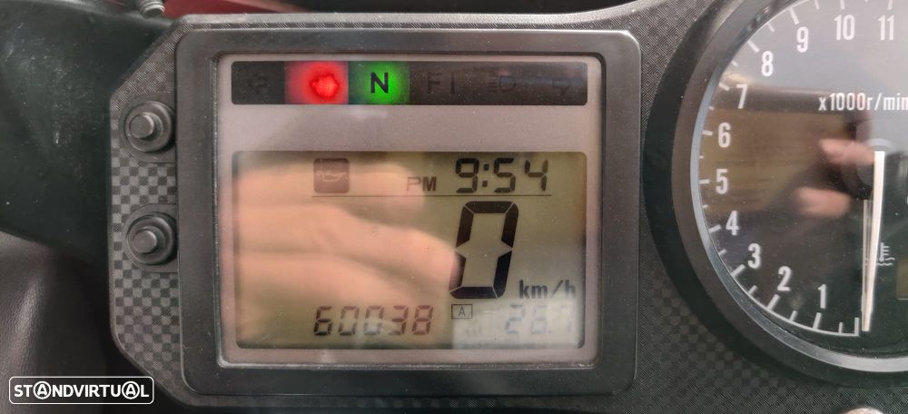 Honda CBR 600 F4i - 12