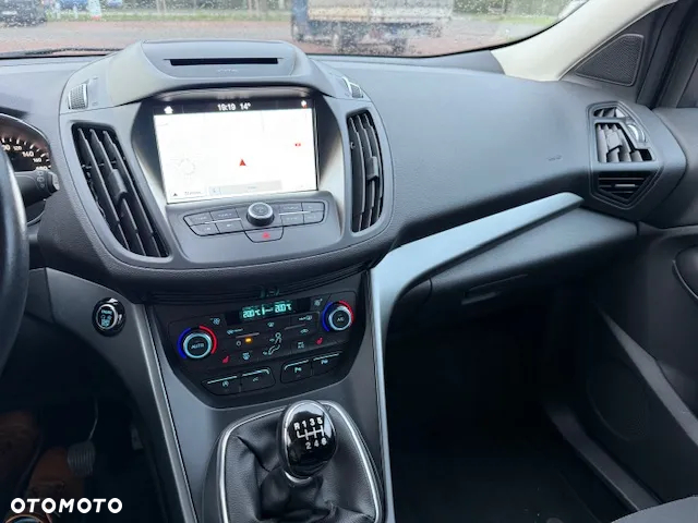 Ford Kuga - 6