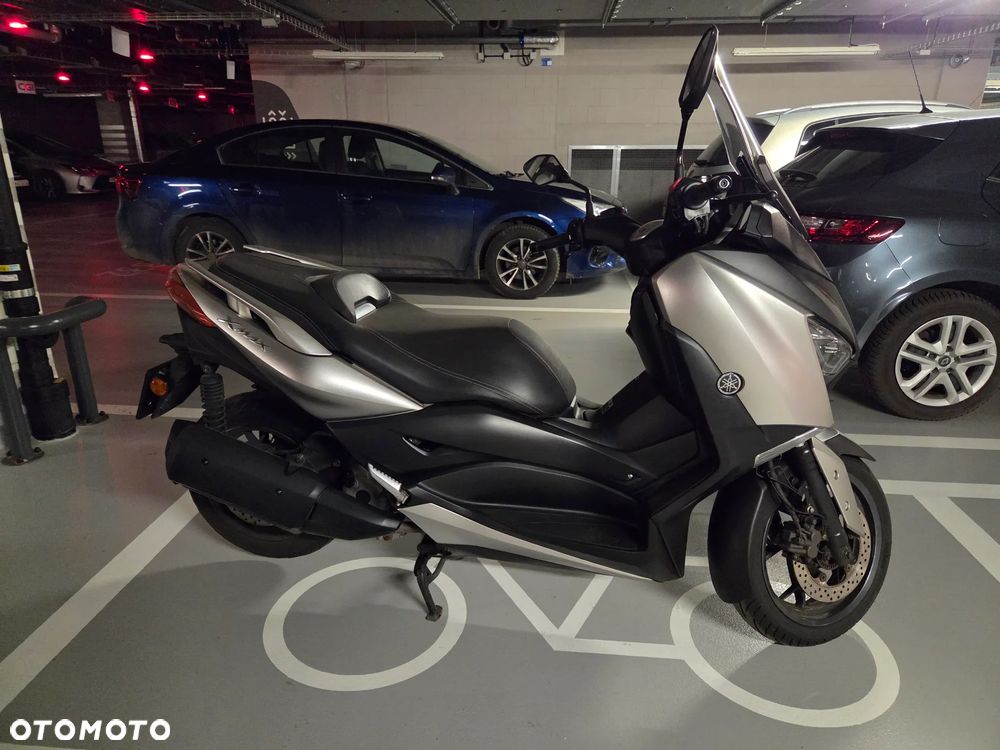 Yamaha X-max - 18