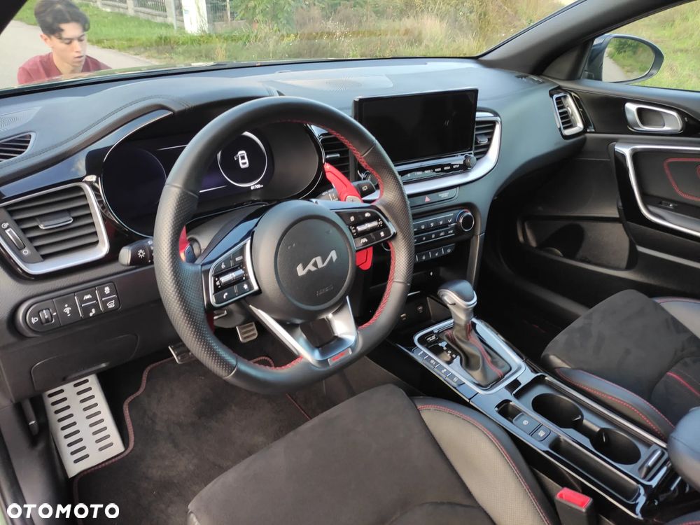 Kia ProCeed 1.6 T-GDI GT DCT - 19