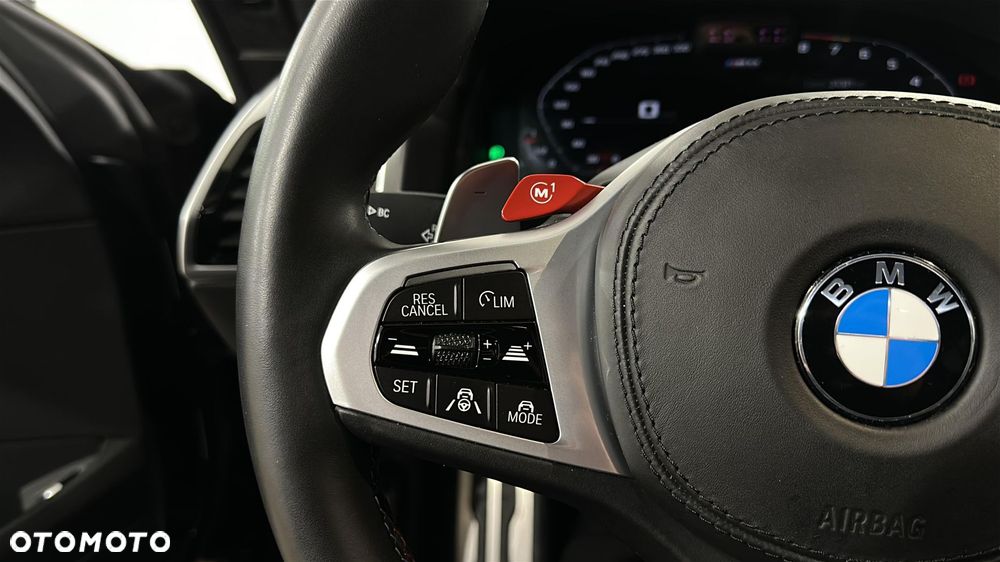 BMW M8 Competition - 24