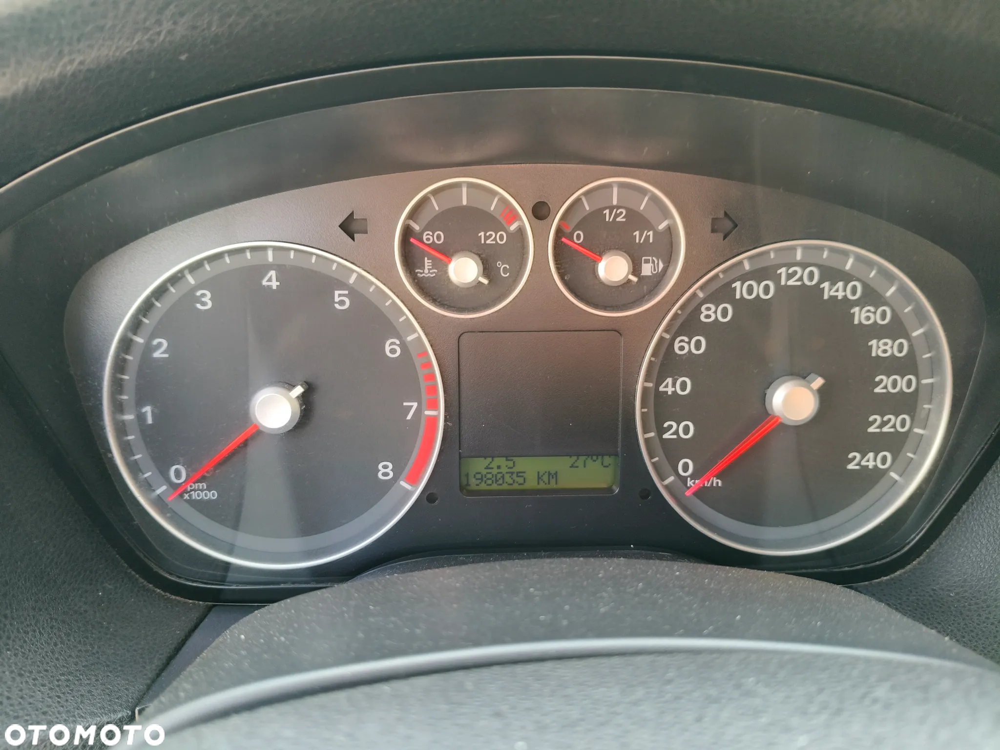 Ford Focus 1.6 Ghia - 7