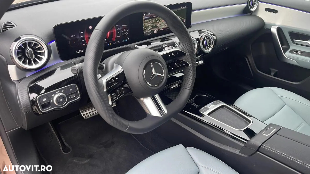 Mercedes-Benz A 220 4MATIC Aut. - 8