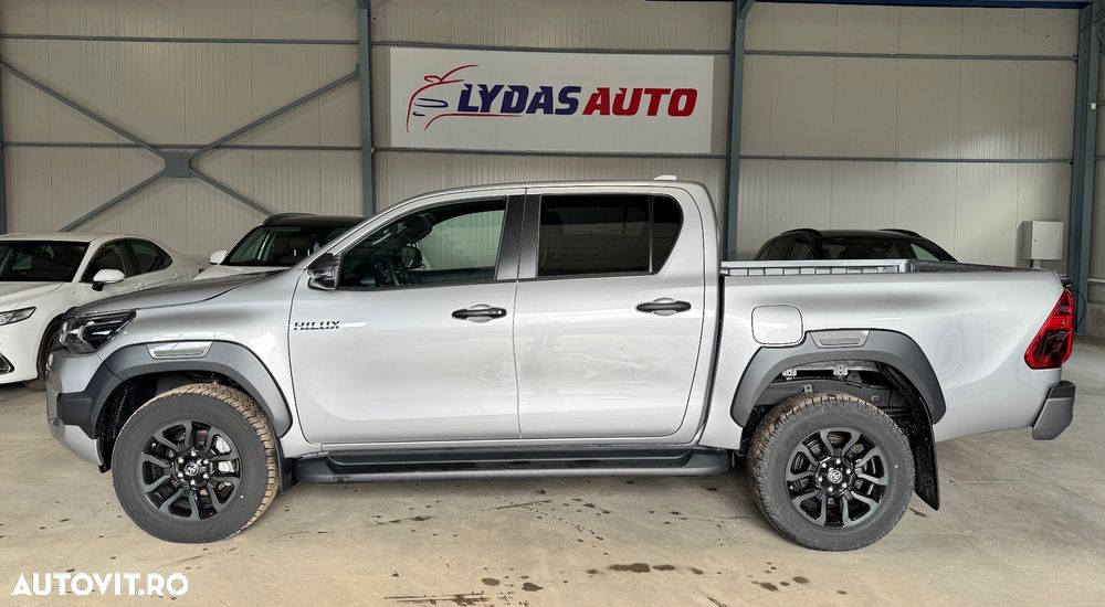 Toyota Hilux 2.8D 204CP 4x4 Double Cab AT MHEV Invincible - 2