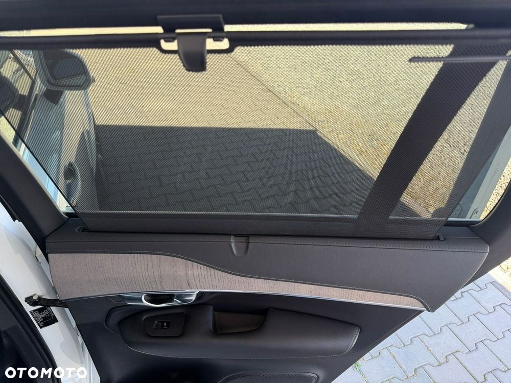 Volvo XC 90 - 29
