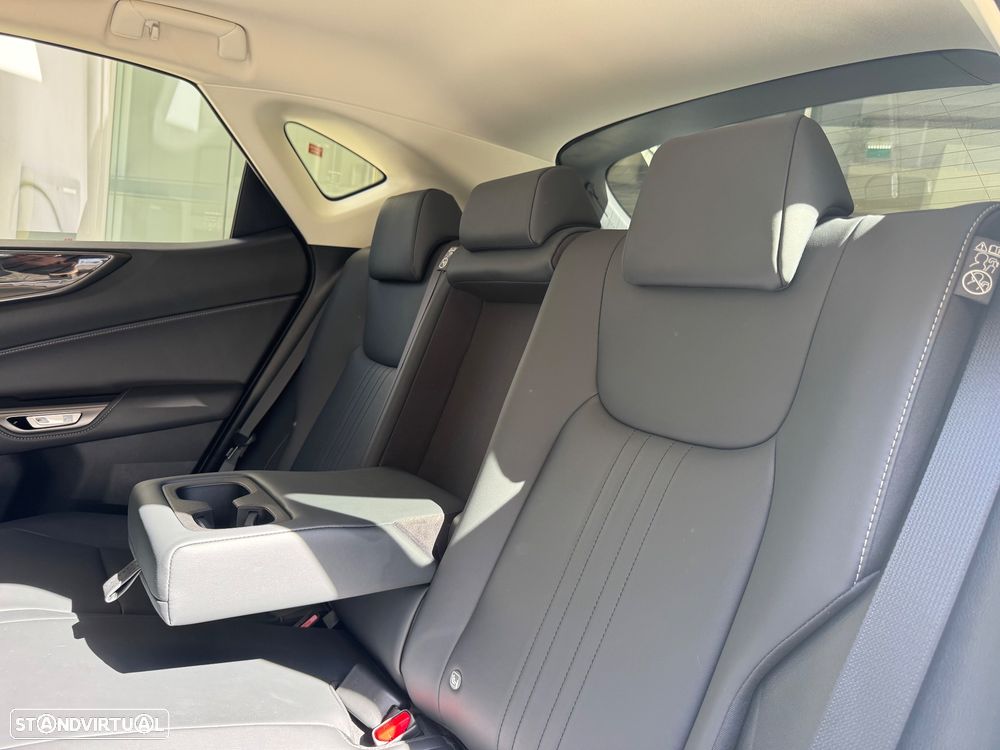Lexus NX 450h+ Executive+ - 4
