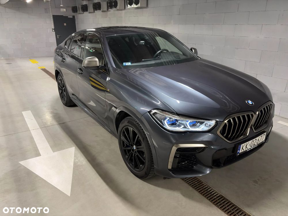 BMW X6 M50i - 13
