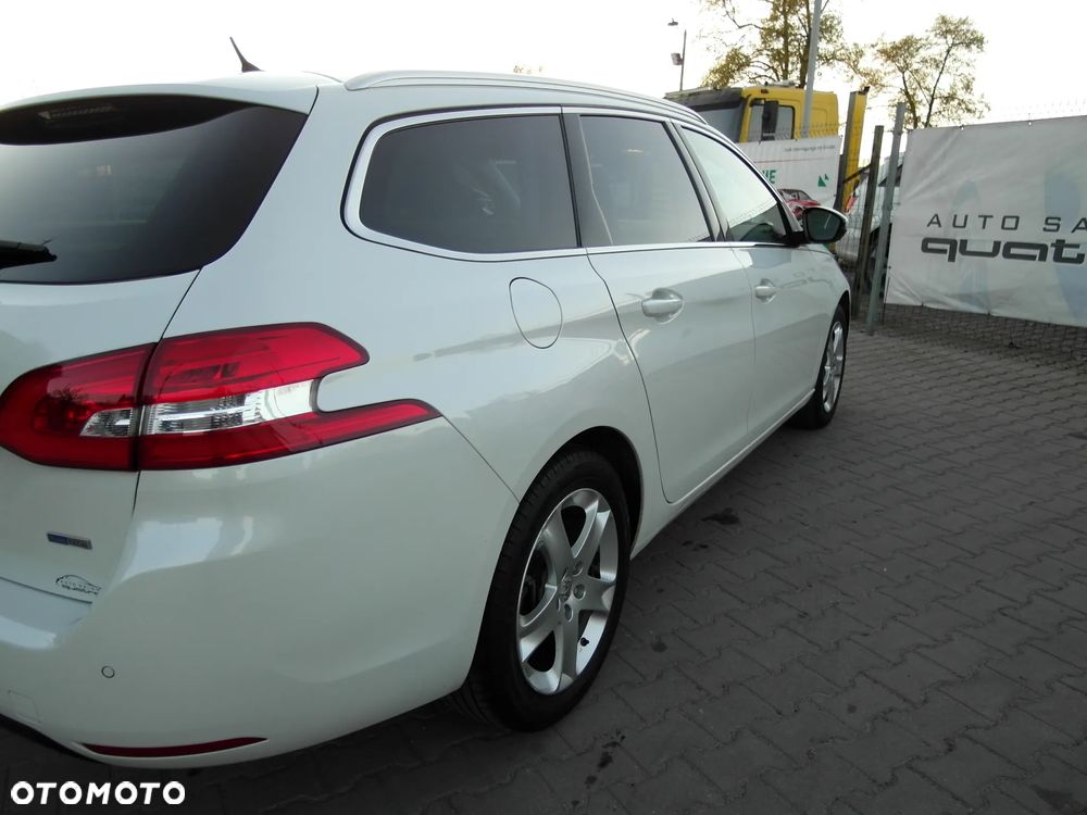 Peugeot 308 PureTech 130 Stop & Start Allure - 16