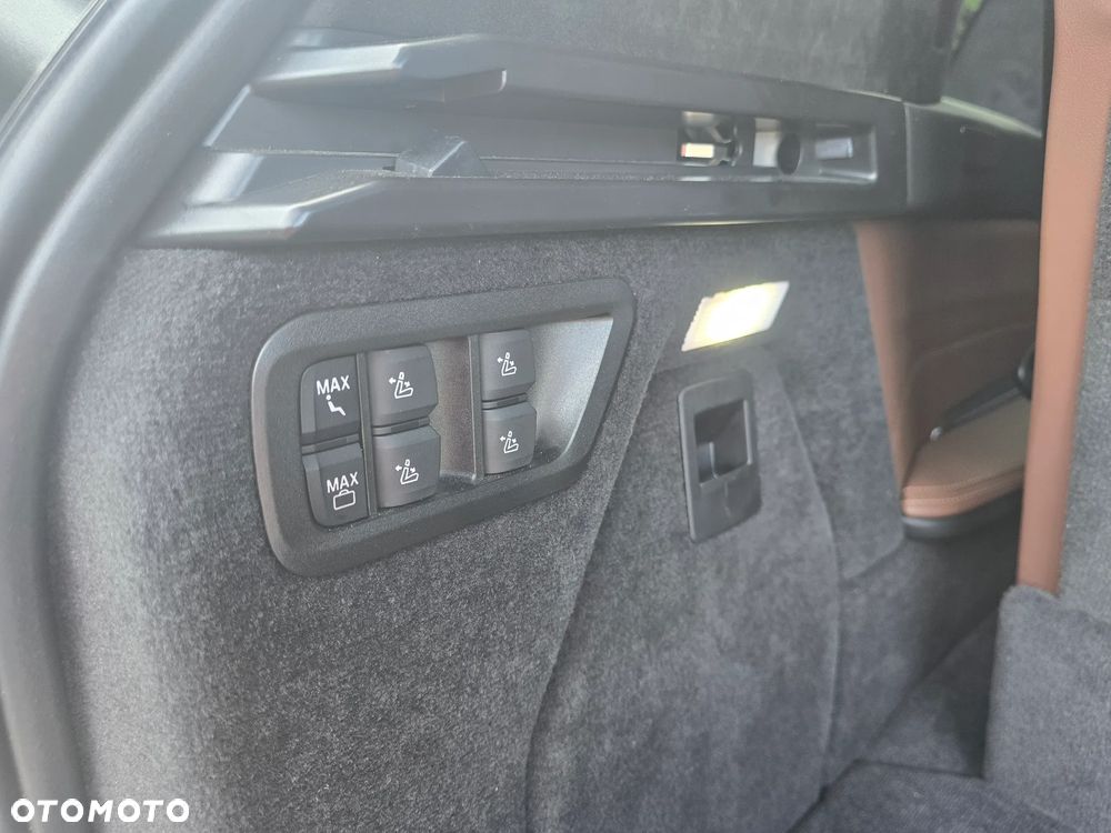 BMW X7 xDrive40d mHEV M Sport sport - 9