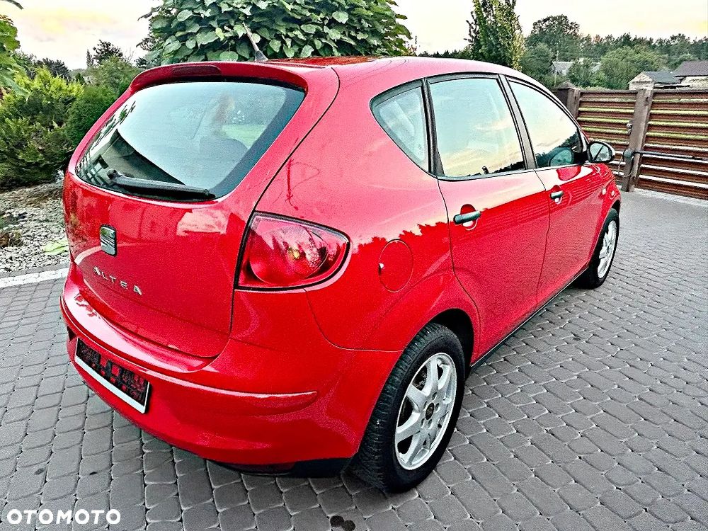 Seat Altea 1.6 Reference - 11