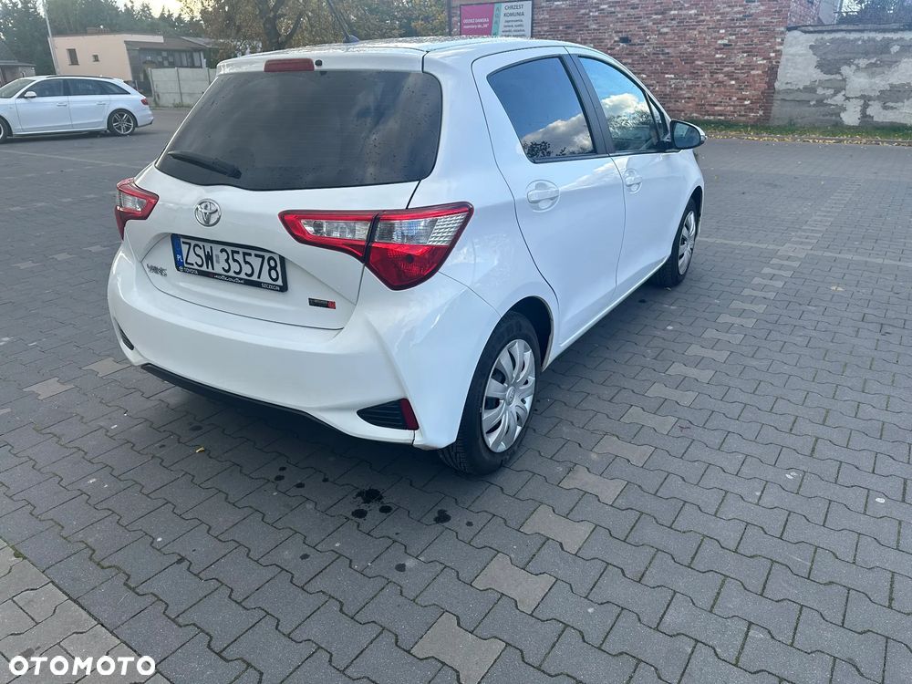 Toyota Yaris 1.5 Premium - 5