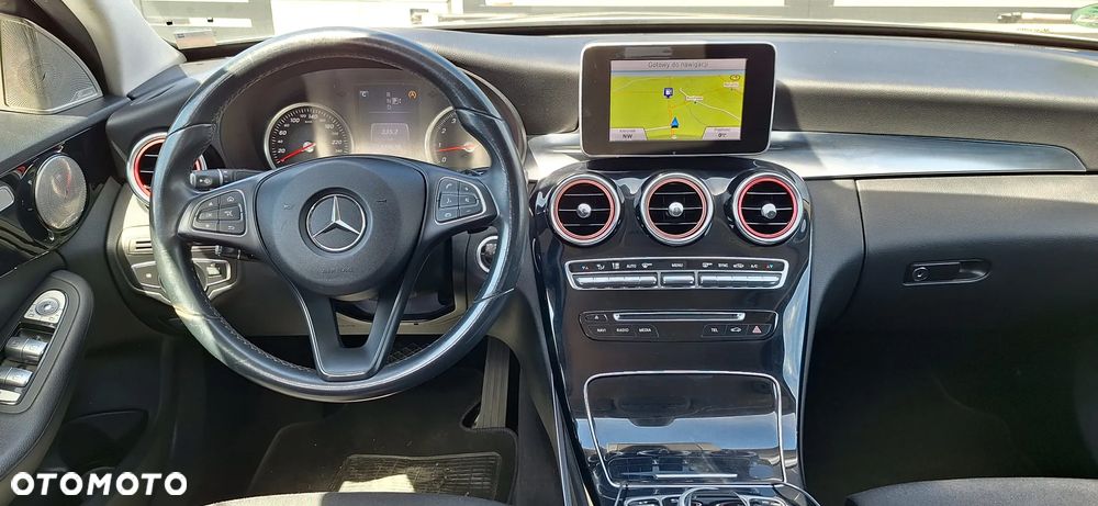 Mercedes-Benz Klasa C - 16
