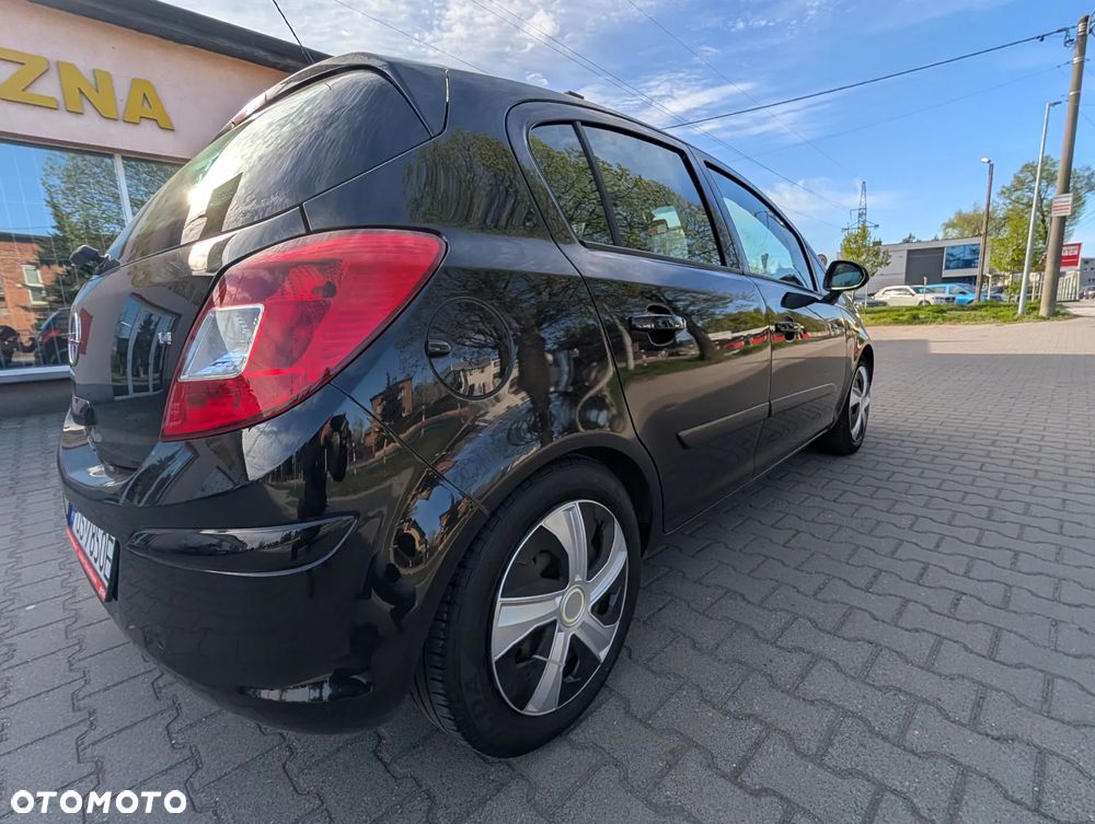 Opel Corsa 1.4 16V Cool - 15