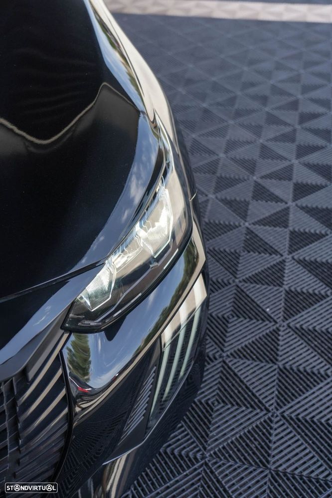 Peugeot 208 1.2 Hybrid Allure e-DCS6 - 7
