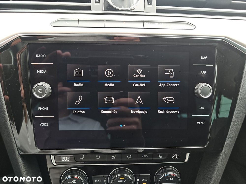 Volkswagen Passat - 20