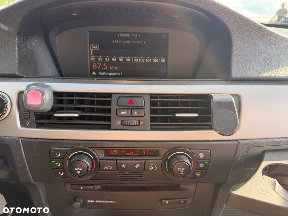 BMW Seria 3 320i - 19